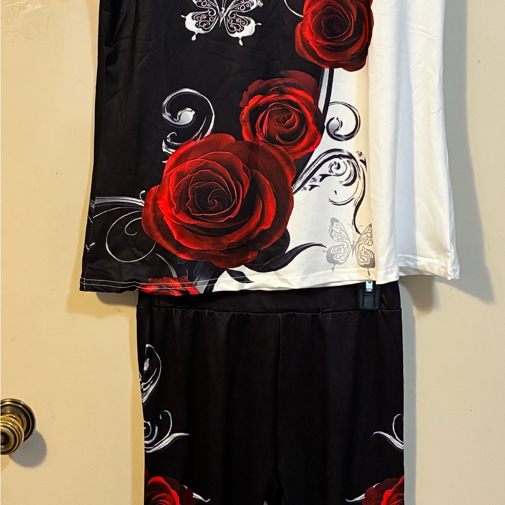 NEW! Rose & Butterfly Print 2-Piece Set – Size 6 (Medium) – NWT - Picture 13 of 13